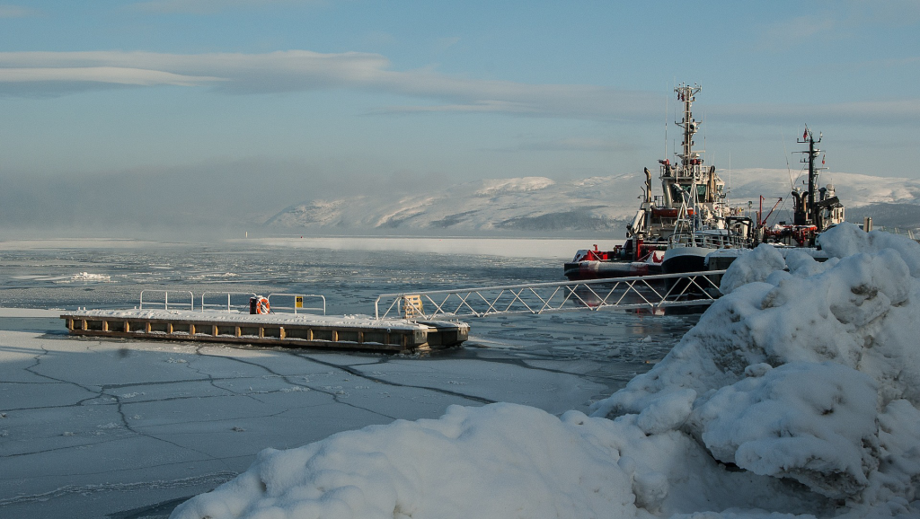 Hurtigruten - Hafen Kirkenes - Norwegen